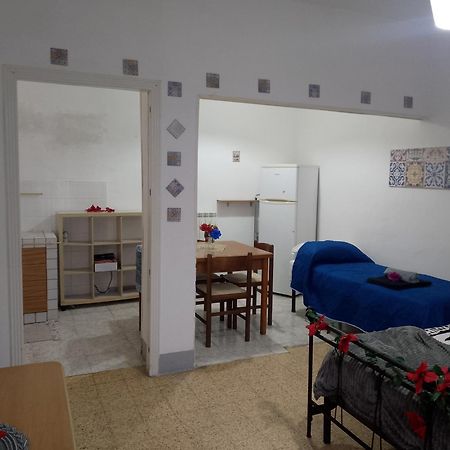 Casa Vacanze Emiliana Рагуза Экстерьер фото